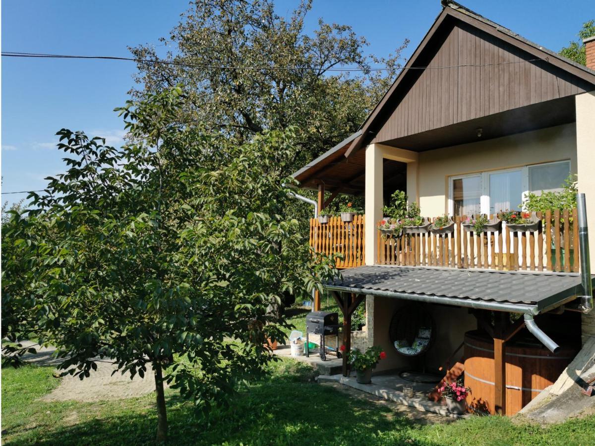 Lipics Part Apartment Muraratka Luaran gambar