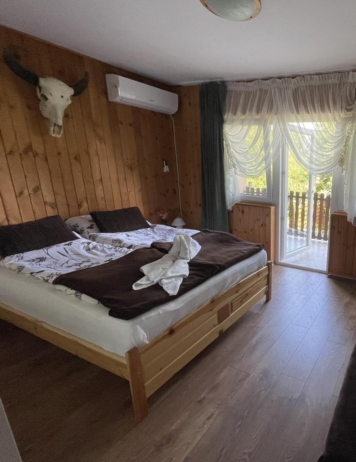 Lipics Part Apartment Muraratka Luaran gambar
